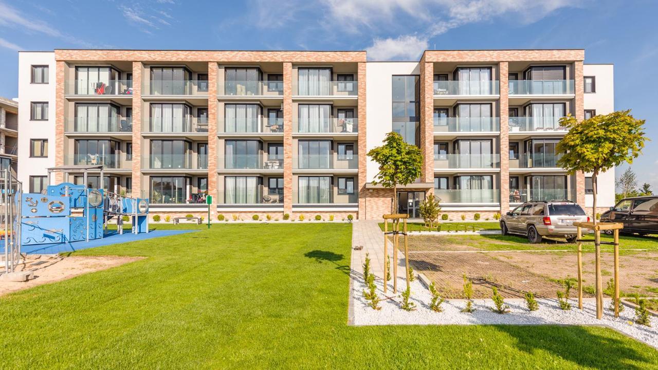 Apartament Modern Z 1 Sypialnia 2 F Perlowa Przystan - Holiday City Apartamento Kołobrzeg Exterior foto